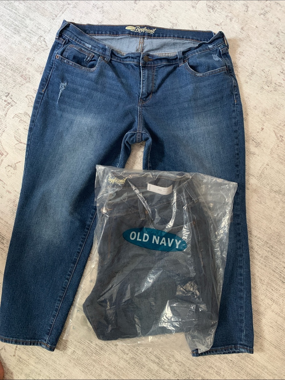 Old Navy Skinny Boyfriend, 16 Short, EUC & NWT
